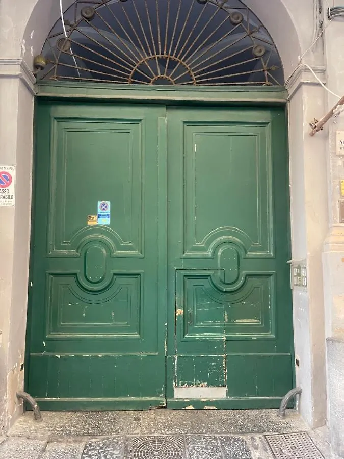 A 2 Passi Dal Lungomare Napoli Apartment
