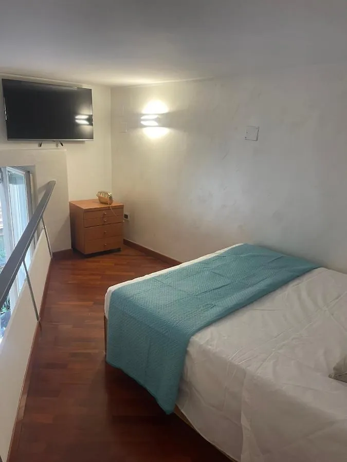 A 2 Passi Dal Lungomare Napoli Apartment