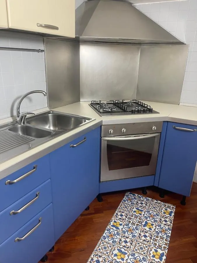 A 2 Passi Dal Lungomare Napoli Apartment