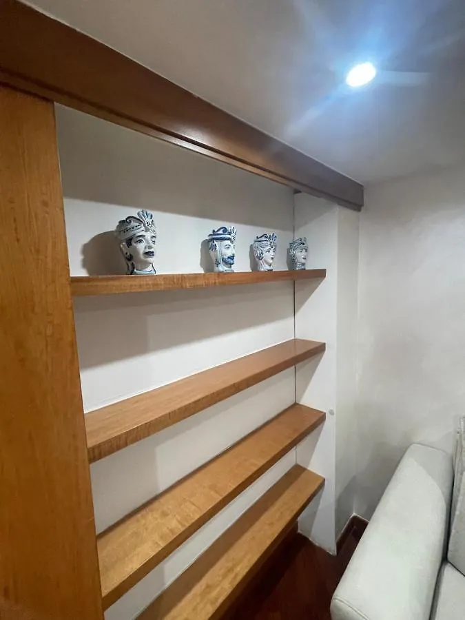 A 2 Passi Dal Lungomare Napoli Apartment Italy